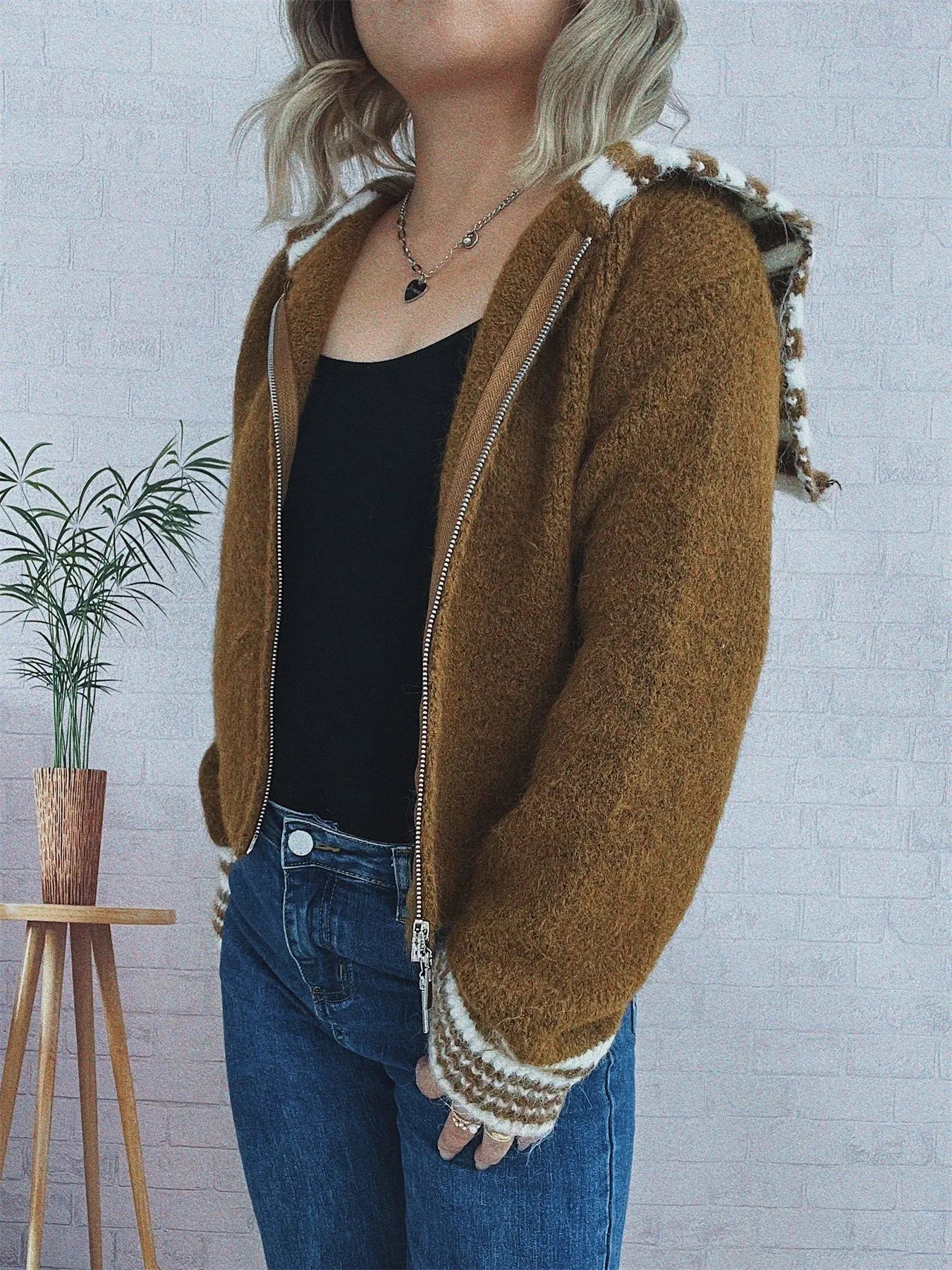 bf6675c6a52b45d3b53b95ba2c2527b2-Max-Origin