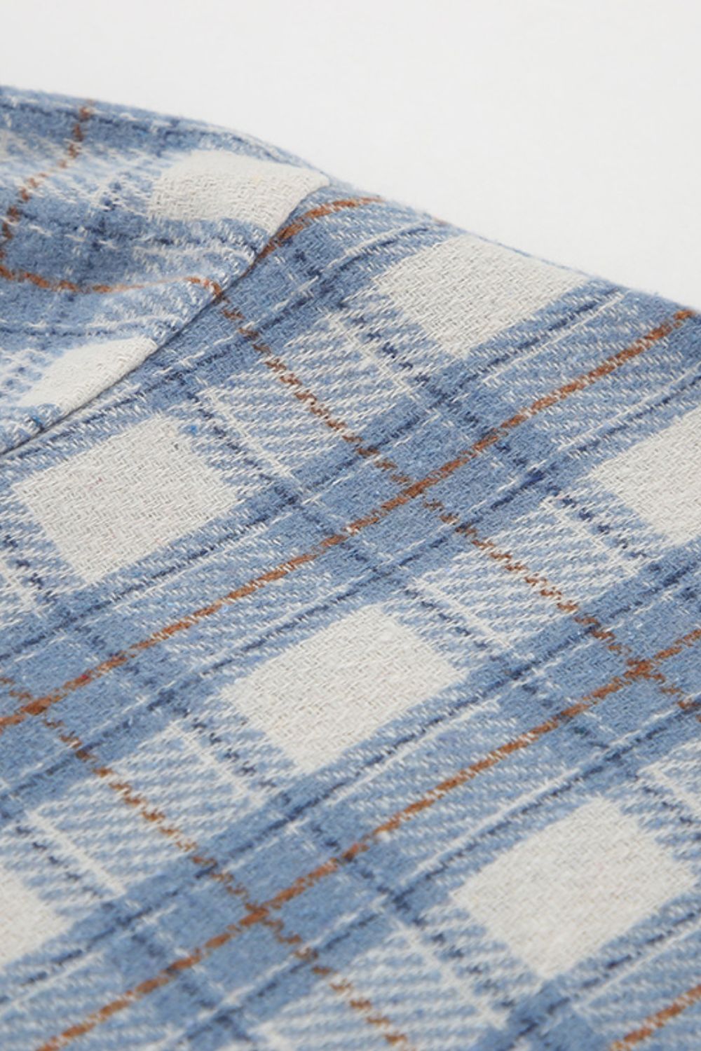 Karierte, langärmlige Jacke mit Knöpfen