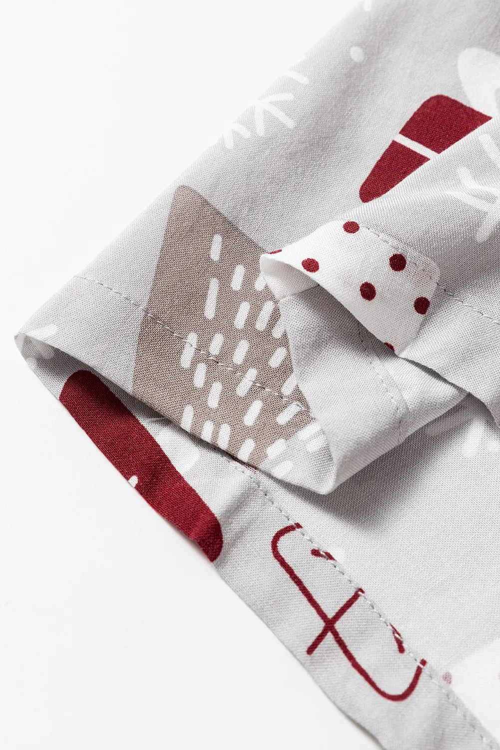 Lounge-Set mit langärmligem Oberteil und Hose mit Aufdruck