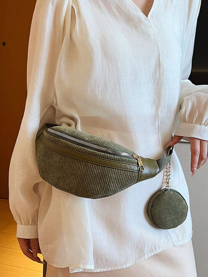 Umhängetasche aus Cord mit verstellbarem Riemen und Beutel