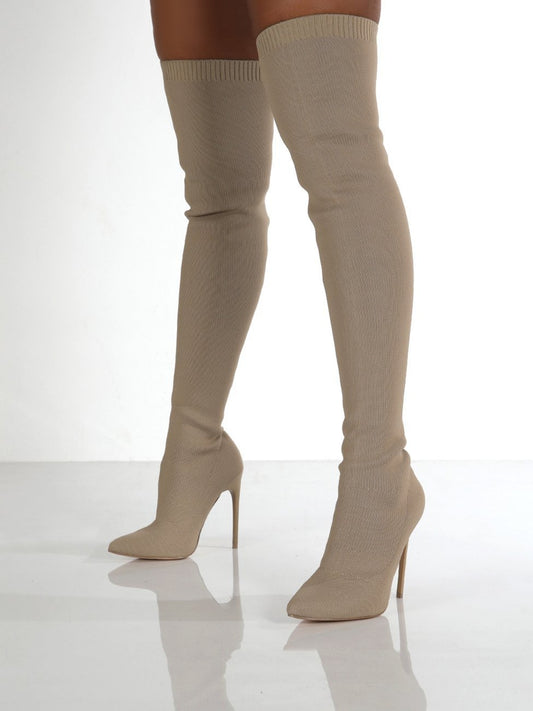 Overknee-Stiefel mit spitzer Zehenpartie und Stilettoabsatz