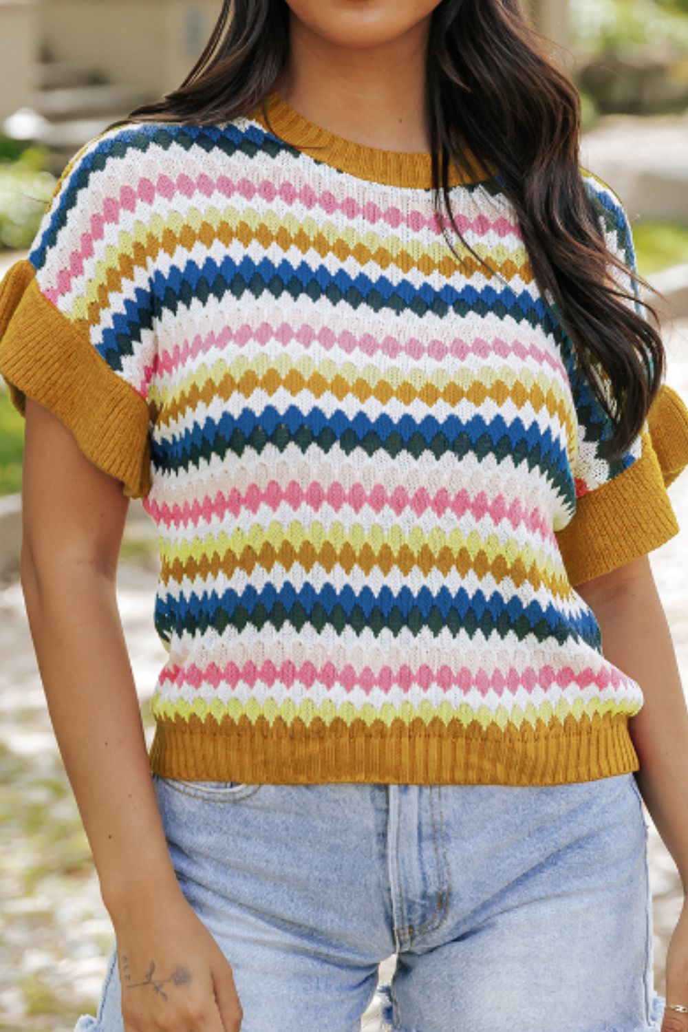 Pullover mit Rundhalsausschnitt und kurzen Ärmeln in Kontrastfarbe