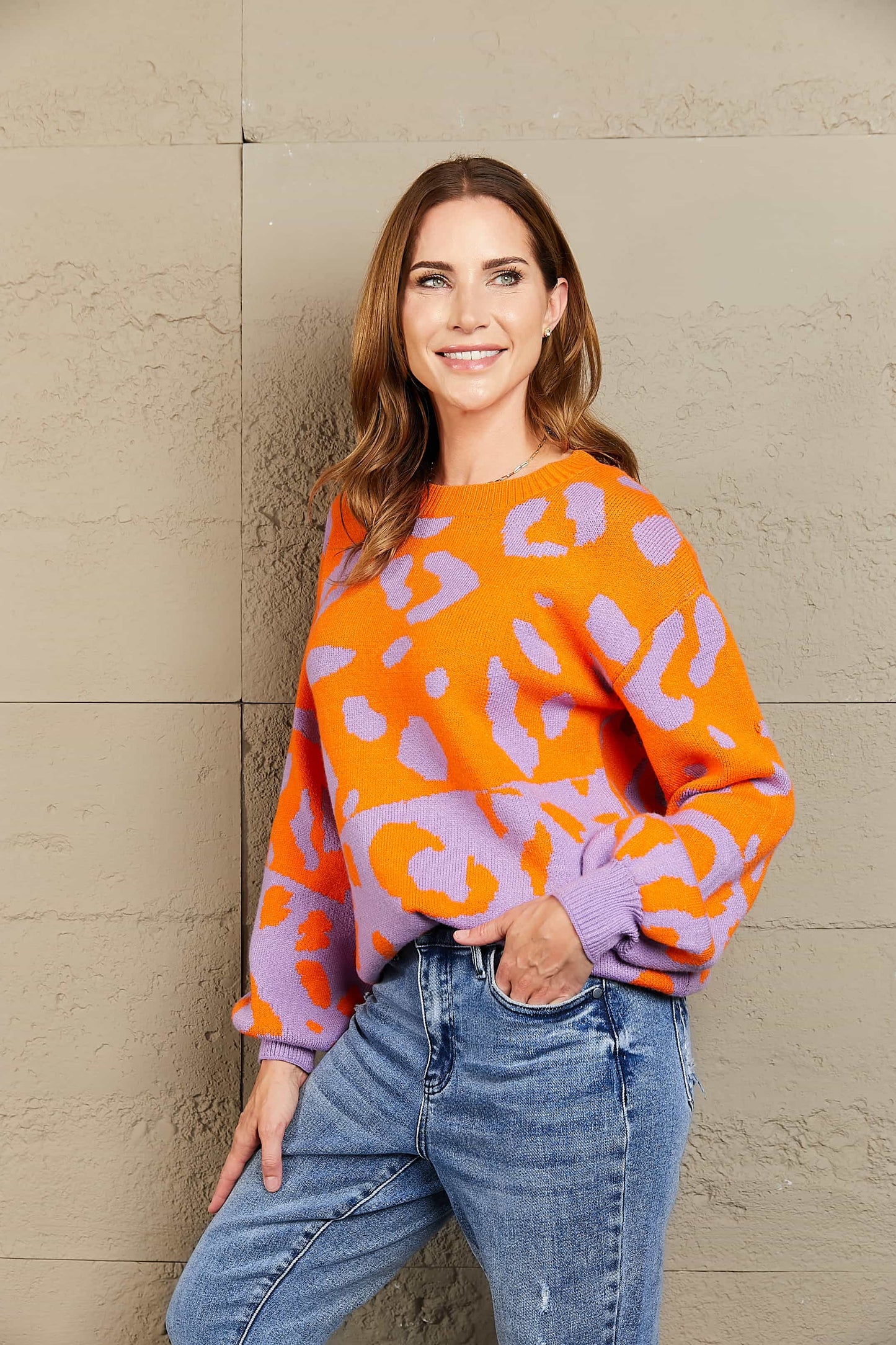 Pullover mit Angel Wings-Muster und Leopardenmuster, Rundhalsausschnitt und überschnittenen Schultern