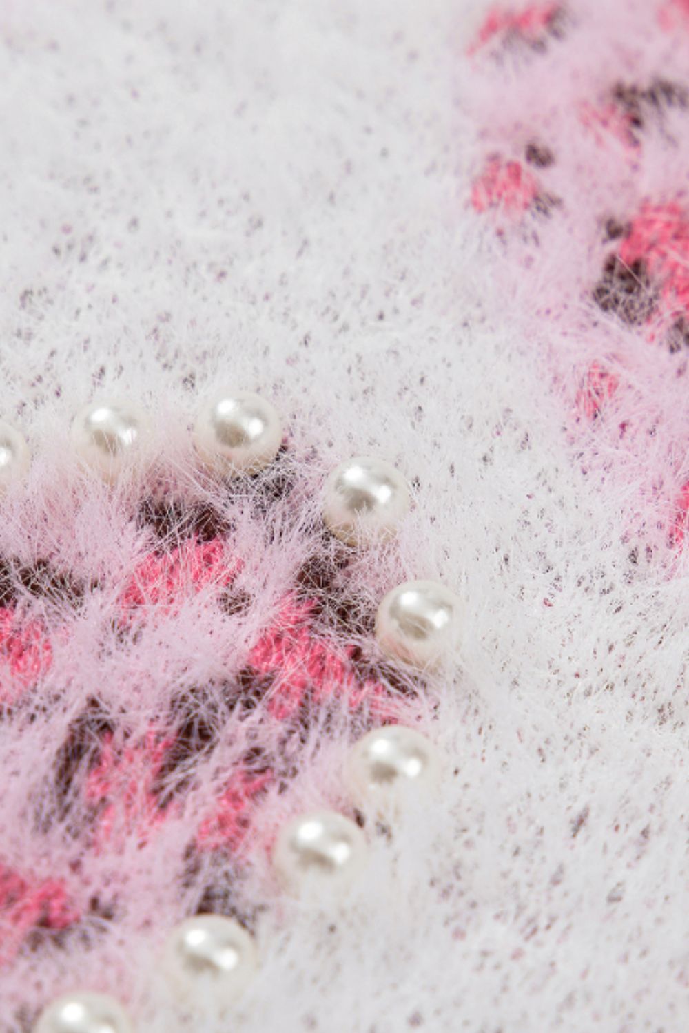 Pullover mit Rundhalsausschnitt und Herzdetail