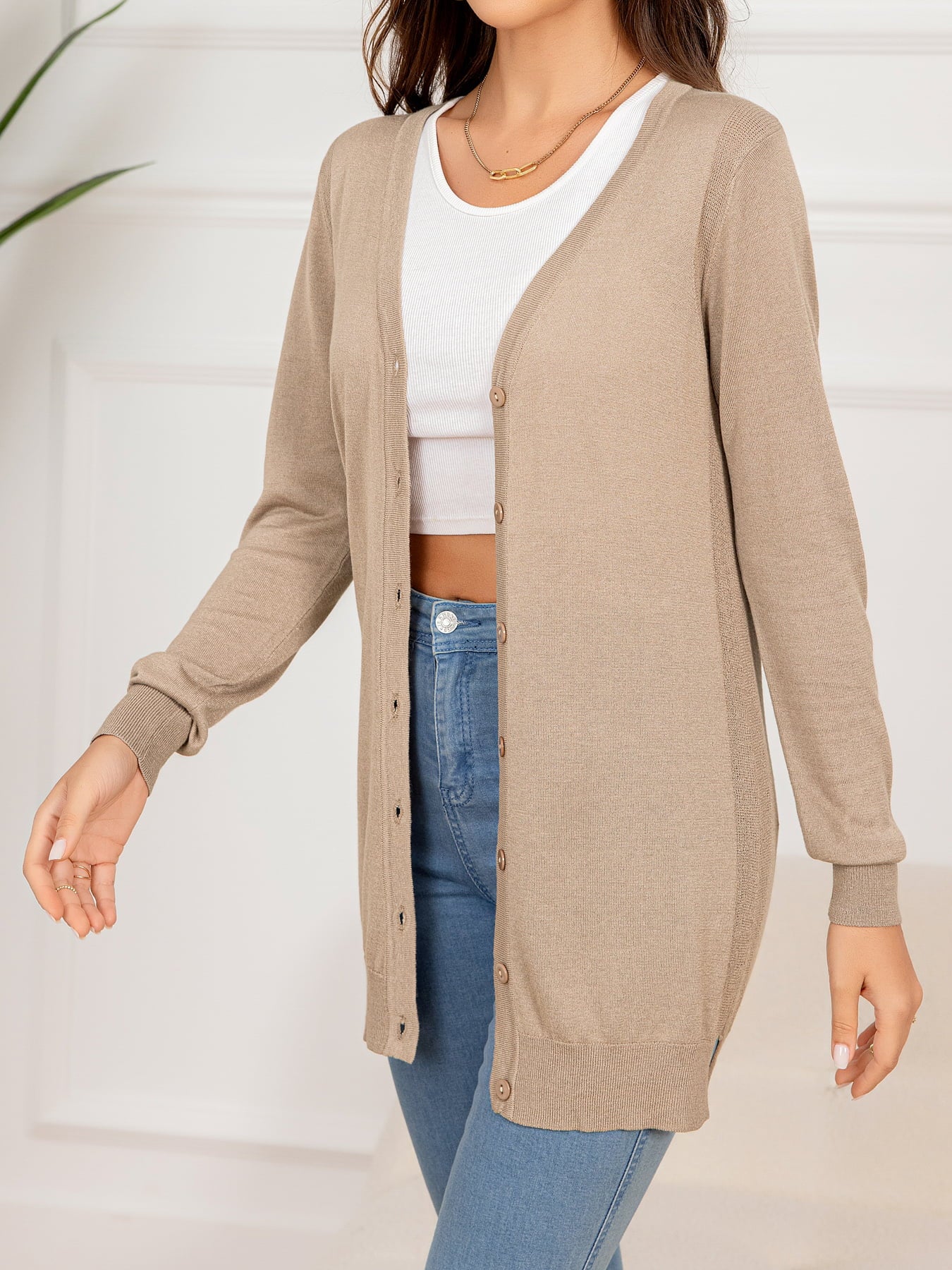Langer Cardigan mit Knopfleiste und Schlitz