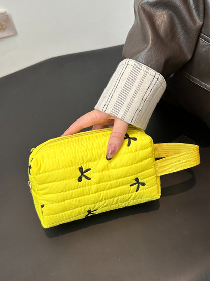 Armband mit kontrastierender Textur und Schleife