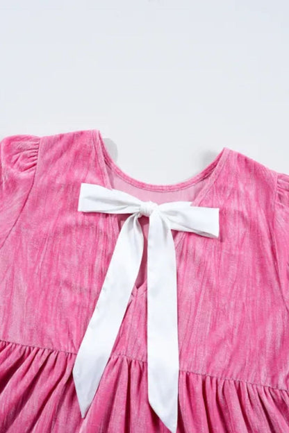 Minikleid mit Rundhalsausschnitt und Volantärmeln