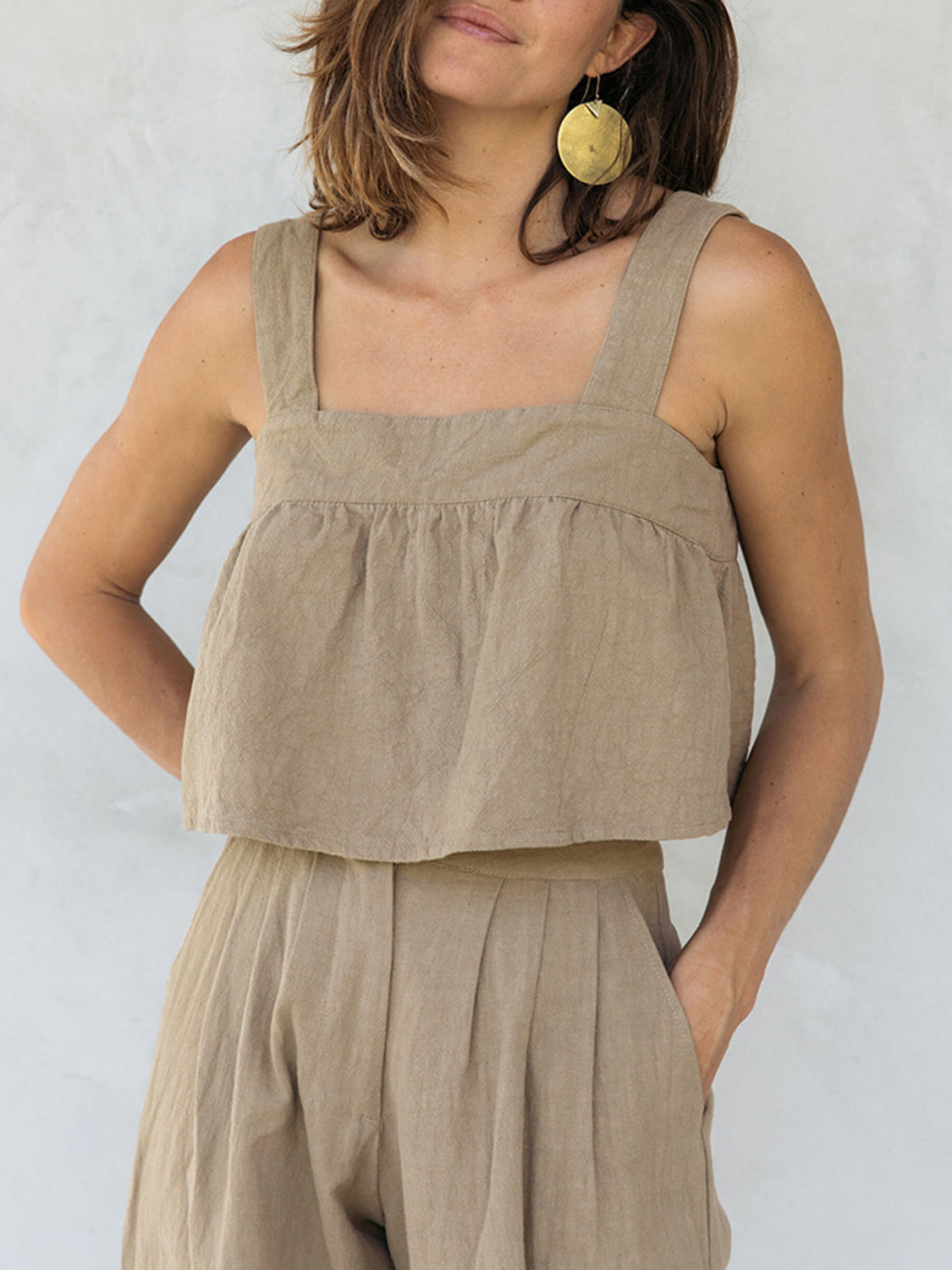 Set aus Oberteil und Hose mit eckigem Ausschnitt und breiten Trägern