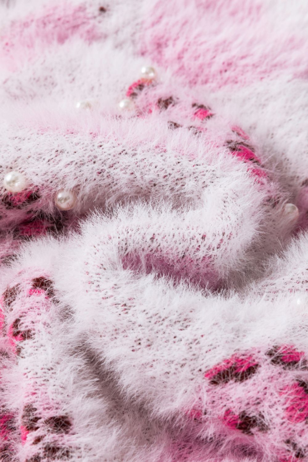 Pullover mit Rundhalsausschnitt und Herzdetail