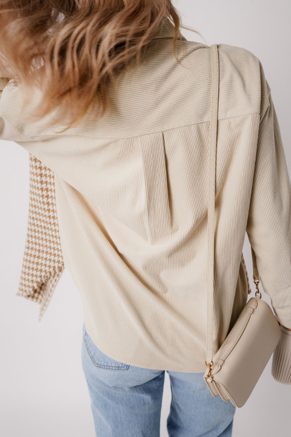 Langärmlige Jacke mit Hahnentrittmuster und Knöpfen