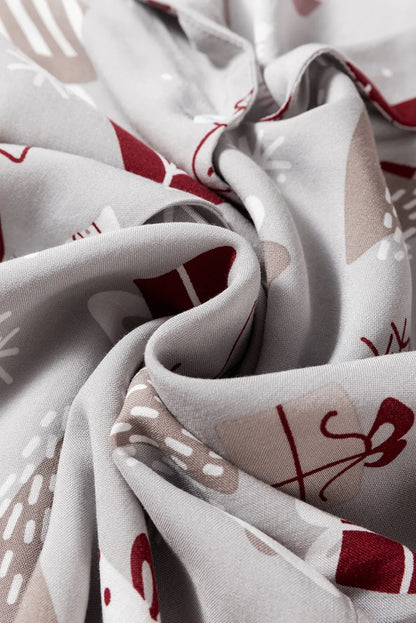 Lounge-Set mit langärmligem Oberteil und Hose mit Aufdruck