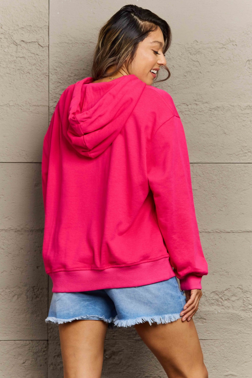 Langärmlige Kapuzenjacke mit Reißverschluss in voller Größe