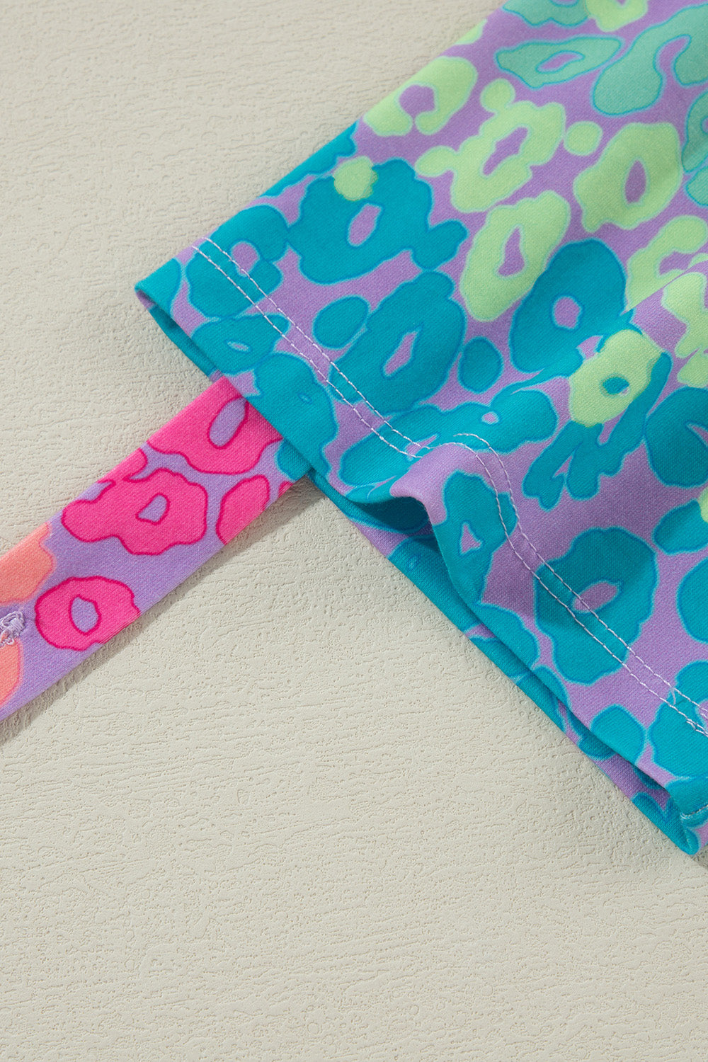 Plus Size Bluse mit Leopardenmuster und langen Ärmeln