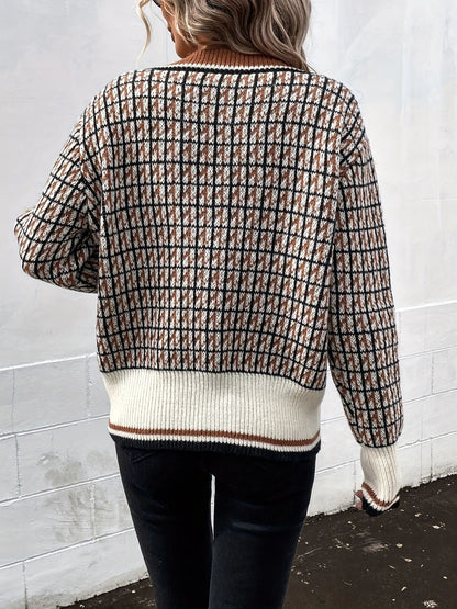 Karierte Strickjacke mit V-Ausschnitt und Knopfleiste