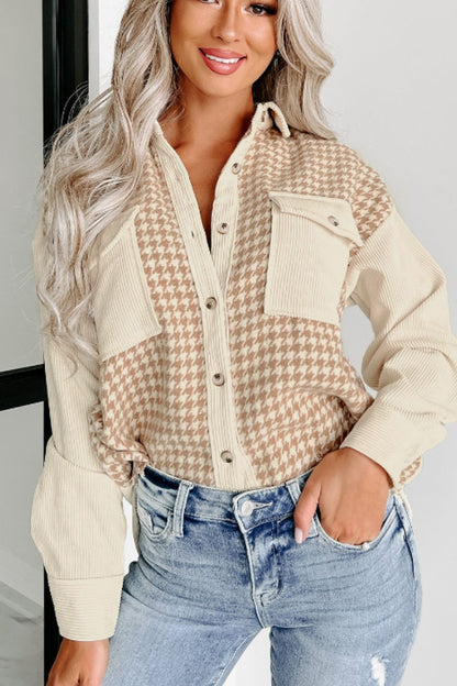Langärmlige Jacke mit Hahnentrittmuster und Knöpfen