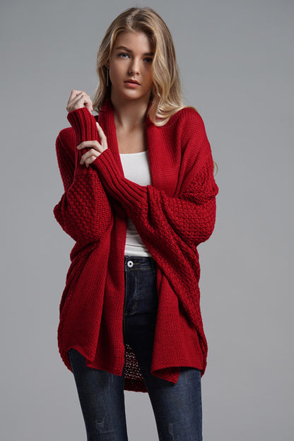 Strickjacke mit offenen Fledermausärmeln vorne