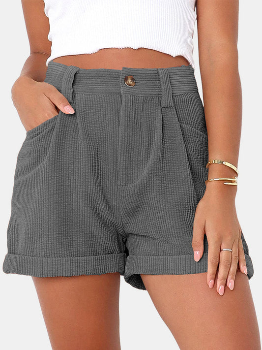 Shorts mit hoher Taille und Taschen in voller Größe
