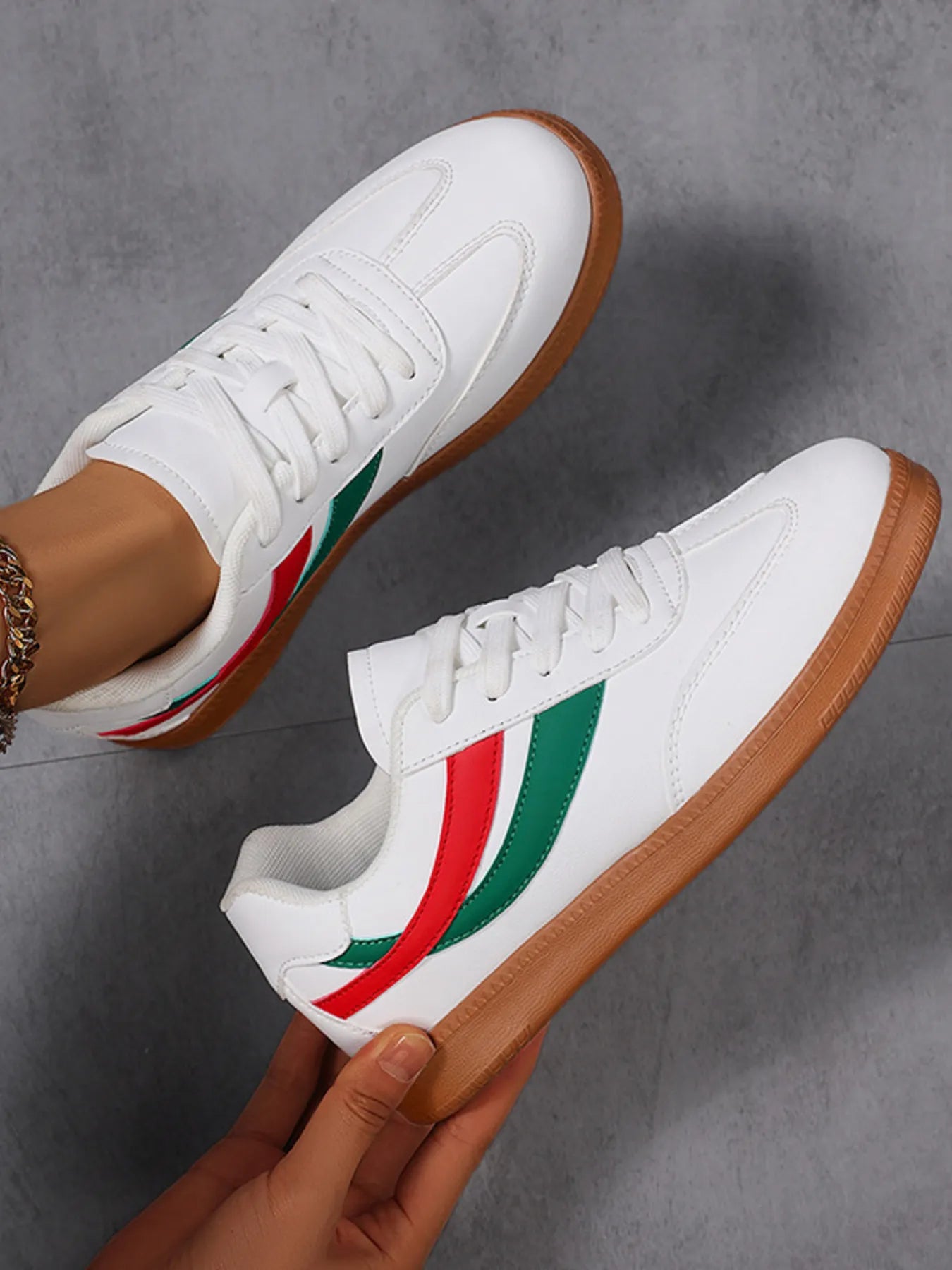 d5ce71f781944e01a7d29b4e4fcf885f-Max-Origin