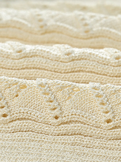 Durchbrochenes Pulloverkleid mit Rundhalsausschnitt und langen Ärmeln