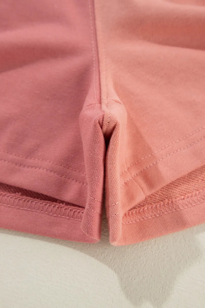 Set aus Oberteil und Shorts mit Rundhalsausschnitt in Farbblock-Optik