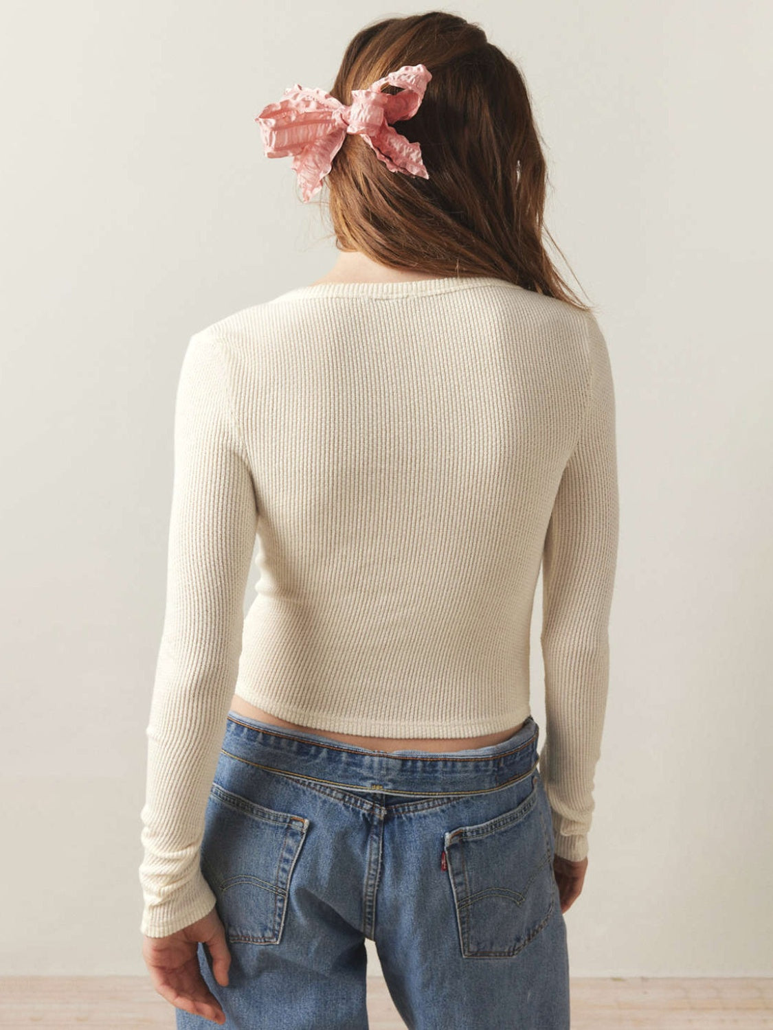 T-Shirt mit langen Ärmeln und Einkerbung