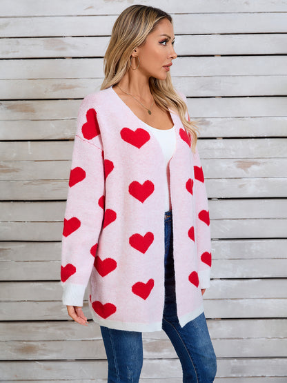 Langärmlige Strickjacke mit Engelsflügeln und Herzmuster, vorne offen