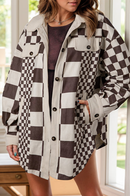Karierte Jacke mit langen Ärmeln und Taschen zum Knöpfen