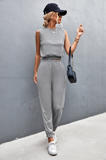 Set aus ärmellosem Top und Jogginghose