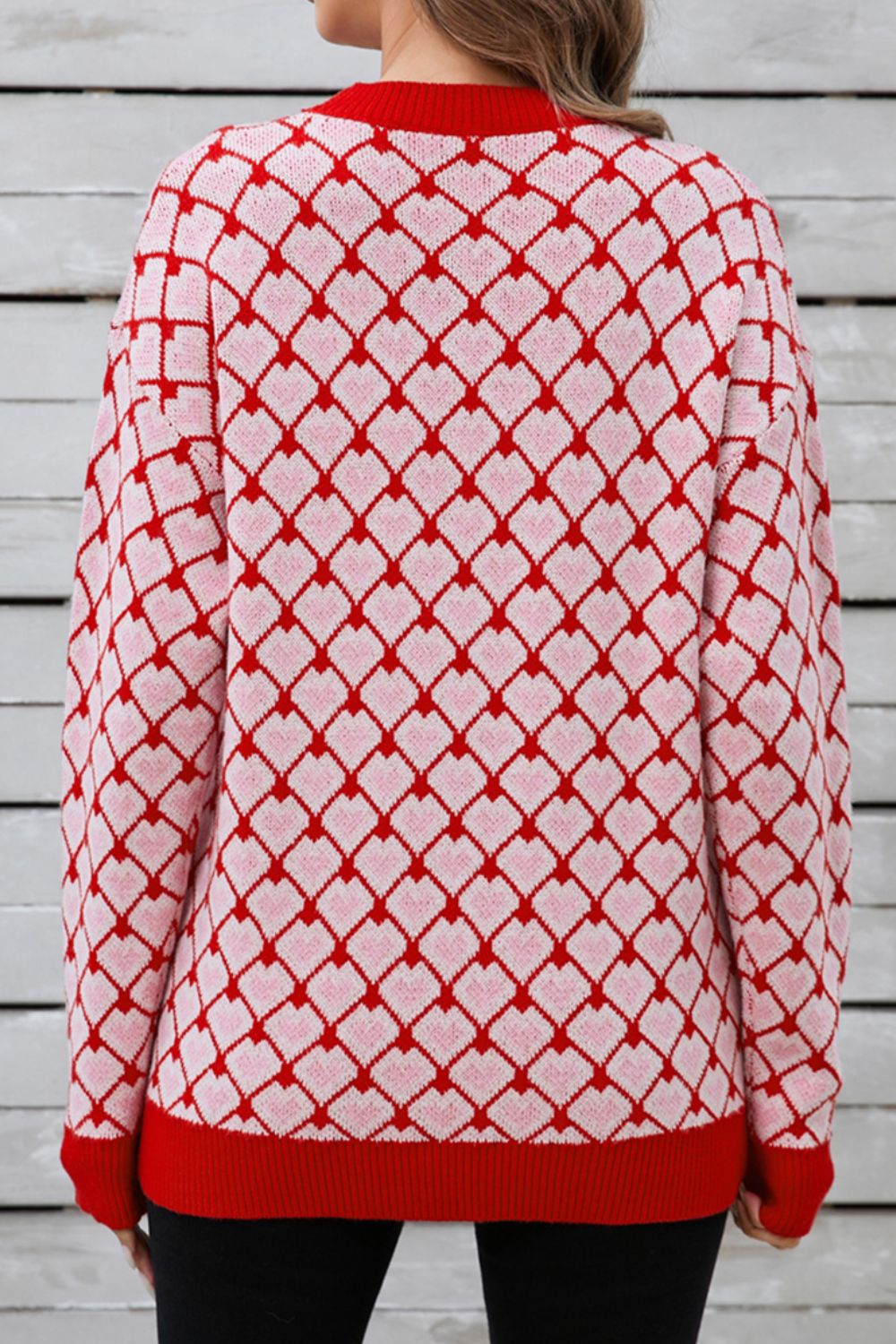 Pullover mit Engelsflügeln und kontrastierendem Rundhalsausschnitt und überschnittenen Schultern