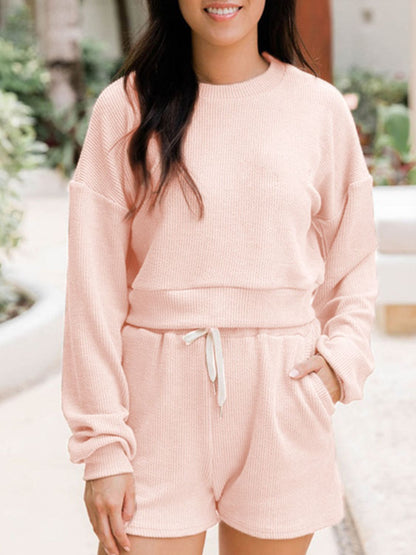 Geripptes Langarm-Top und Shorts-Set mit Rundhalsausschnitt