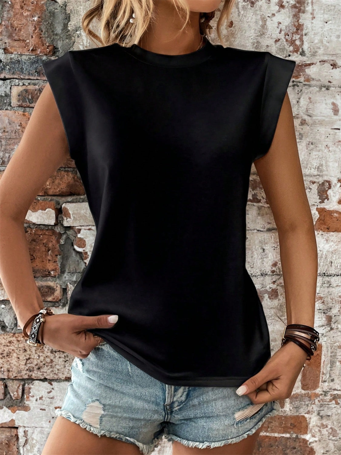 Bluse mit Rundhalsausschnitt und Flügelärmeln