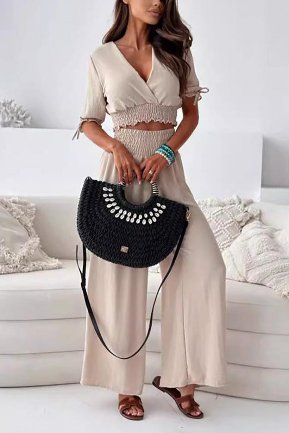 Set aus kurzärmligem Oberteil und Hose im Chorhemdstil