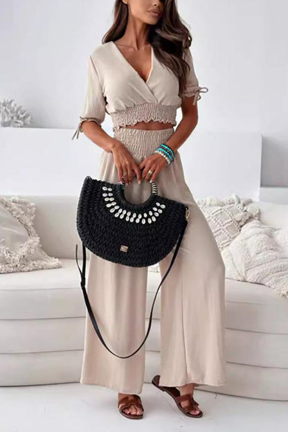 Set aus kurzärmligem Oberteil und Hose im Chorhemdstil