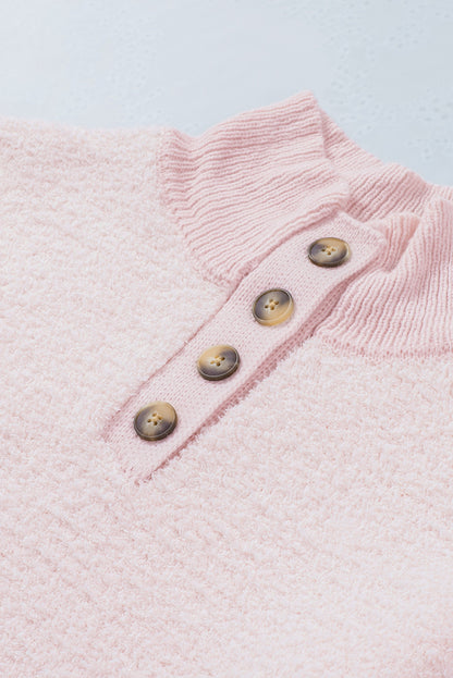 Langärmliger Pullover mit Stehkragen und Knopfdetail