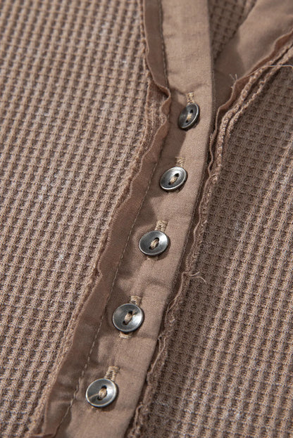 Langärmliges Oberteil mit Kerbe