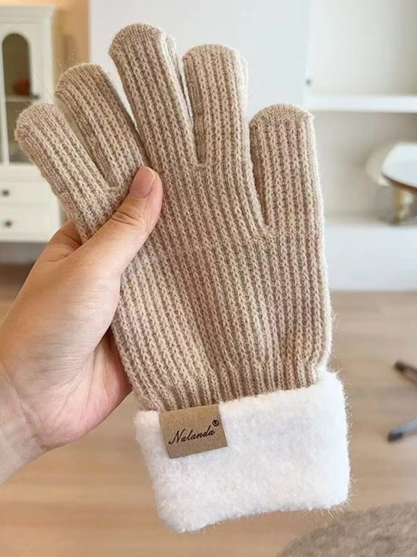 e72f1a6712694a6288cae6fef2b514d0-Max-Origin