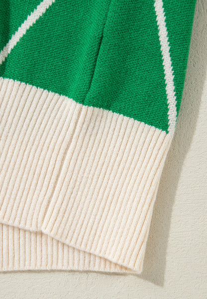 Pullover mit Stehkragen und Rautenmuster und Kontrastbesatz