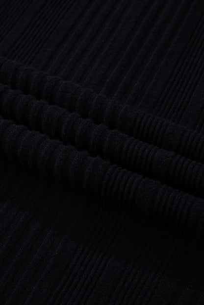 Minikleid mit Farbblockdesign und tief angesetzter Schulterpartie und langen Ärmeln