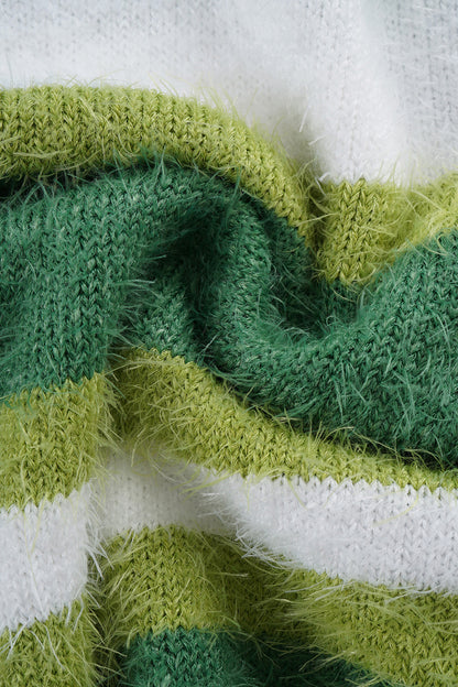 Gestreifter Cardigan mit Knöpfen und überschnittenen Schultern