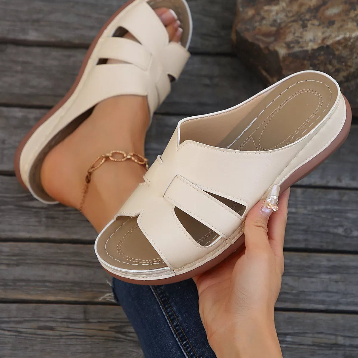 eb89cb74e75c4714ae0143c70fc50565-Max-Origin