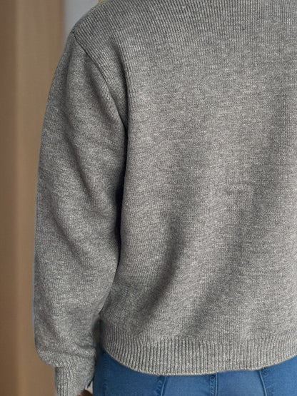 Langärmliger Cardigan mit Knopfleiste und Taschen