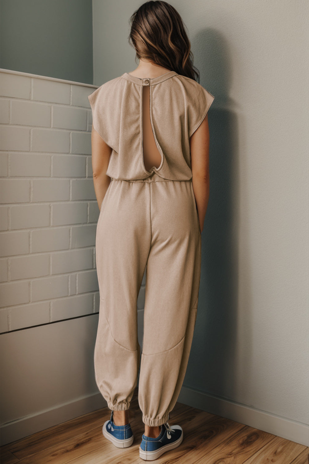 Jumpsuit mit Rundhalsausschnitt und Flügelärmeln und Kordelzug