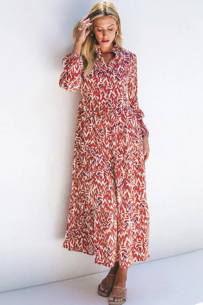 Bedrucktes Kleid mit langen Ärmeln und Kerben