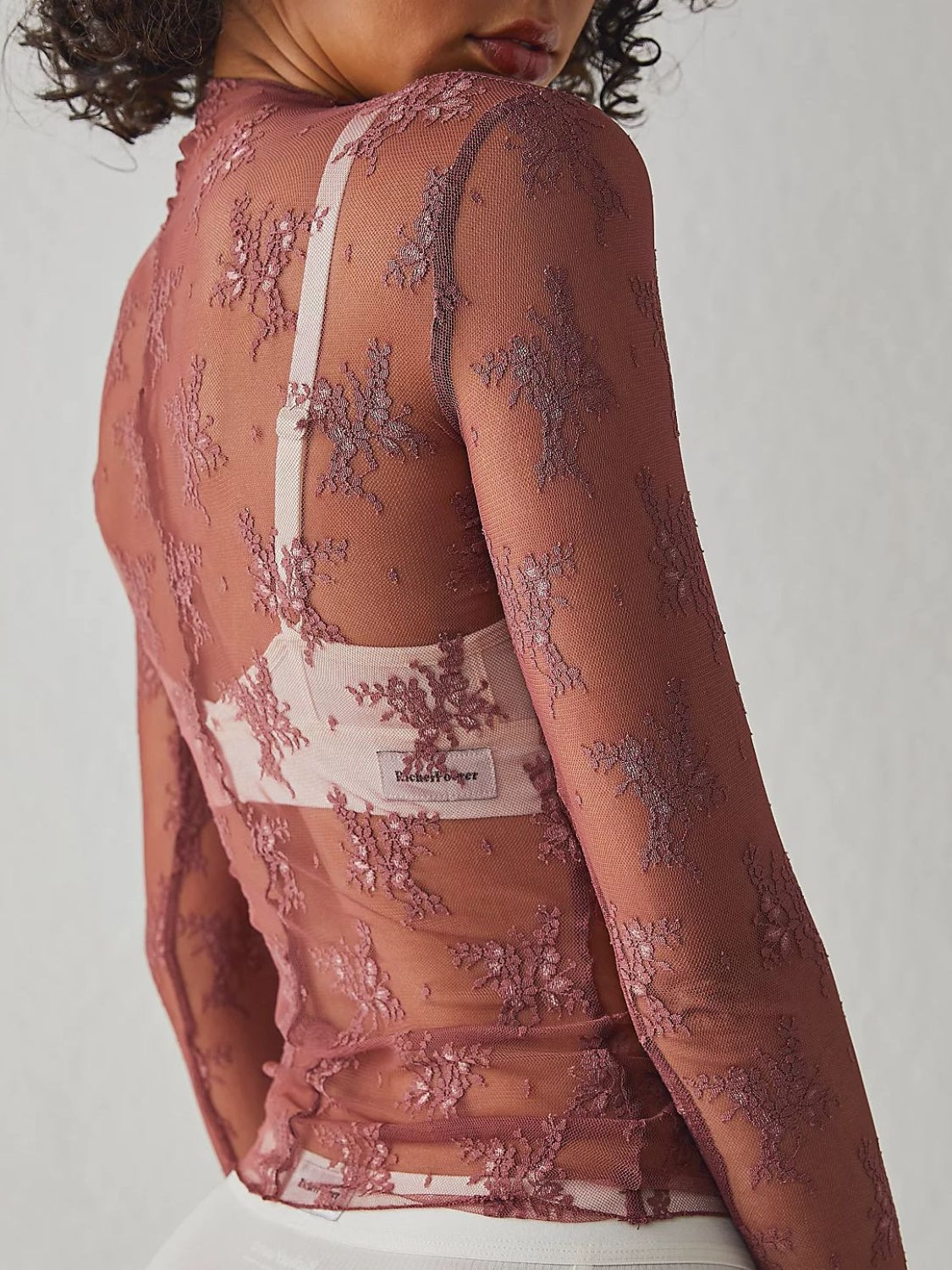 Langarmbluse mit Stehkragen und Spitze