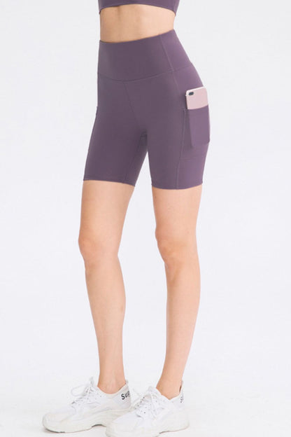 Sportshorts mit breitem Bund und Taschen