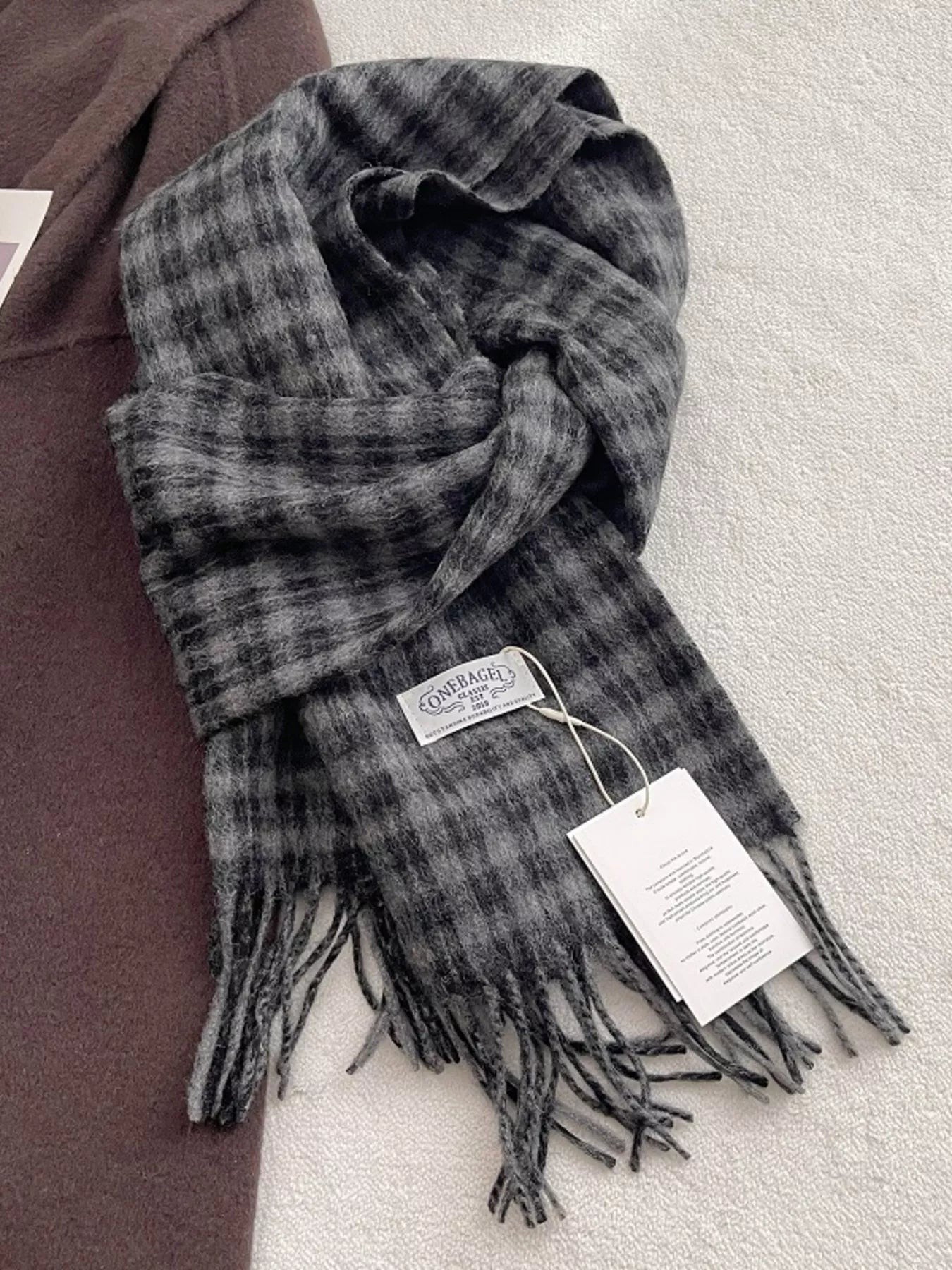 f8d0109e51ed44fbb7f981945806bb3e-Max-Origin