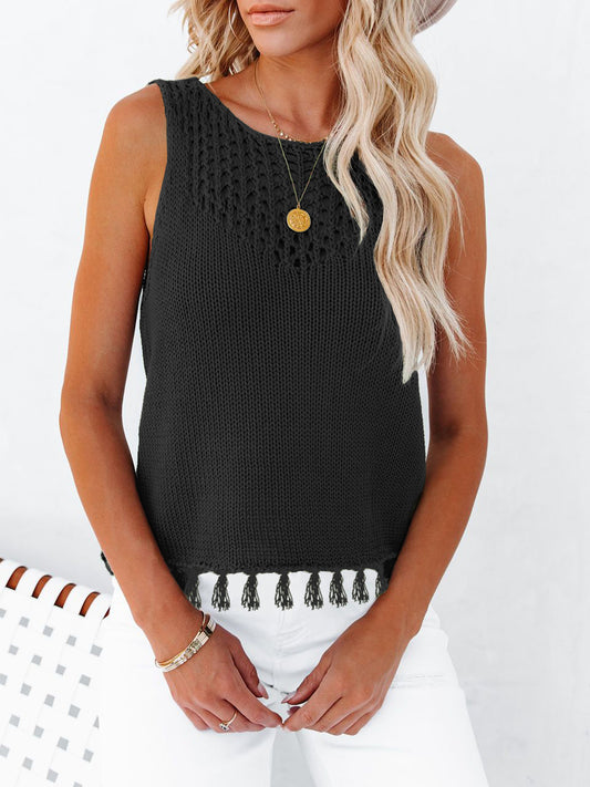 Tanktop mit Rundhalsausschnitt und Cut-Out-Quaste