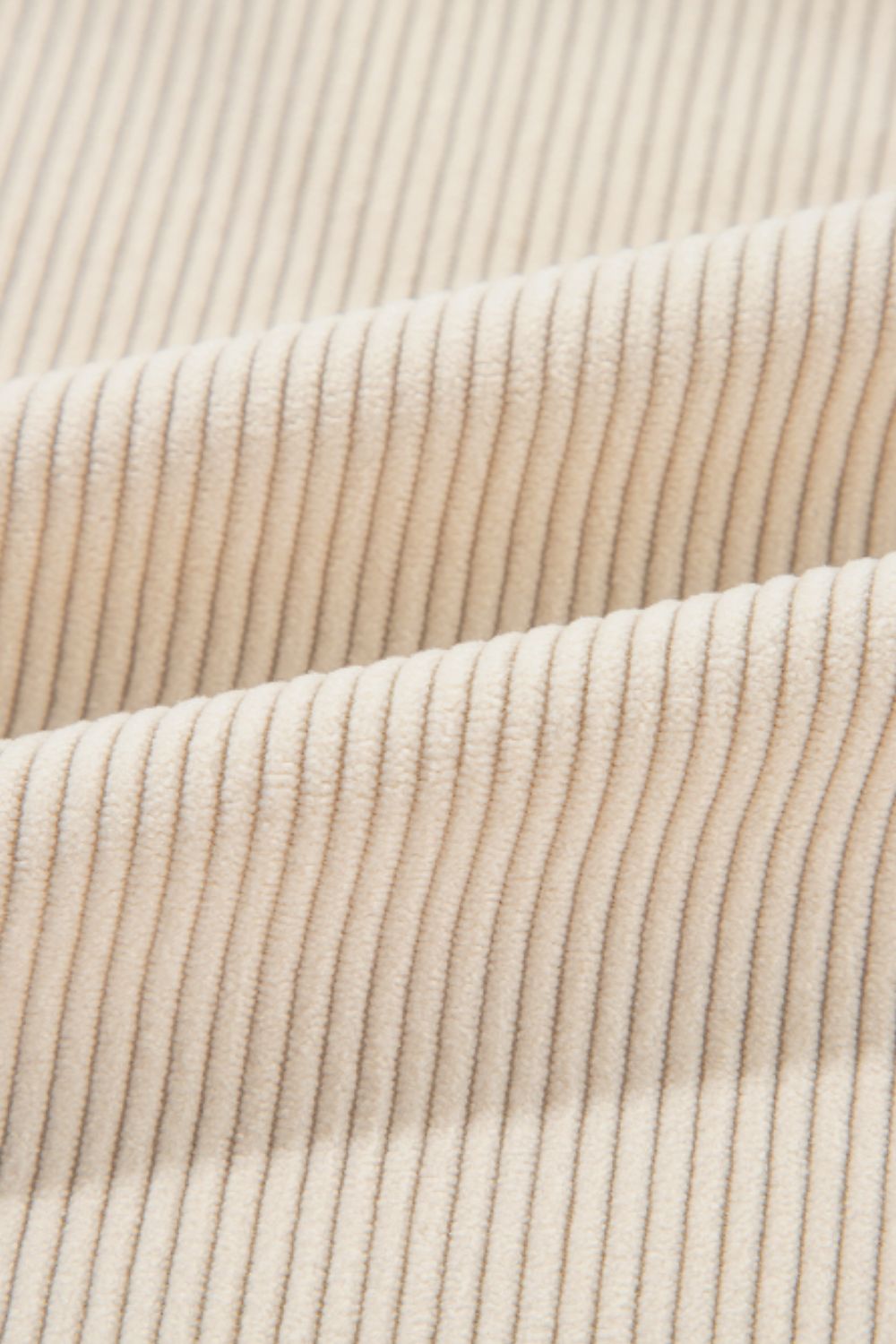 Langärmlige Jacke mit Hahnentrittmuster und Knöpfen