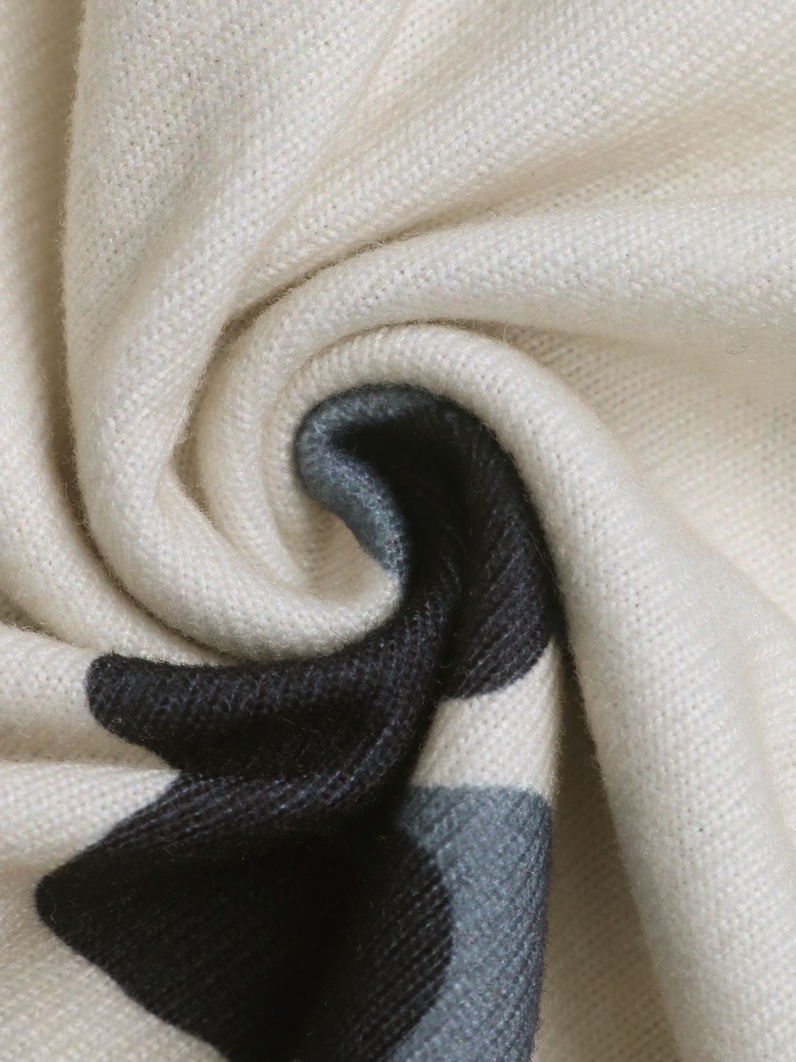 Perfee – Langärmliger Kapuzenpullover mit Kordelzug und Kunstfell-Lagenmuster