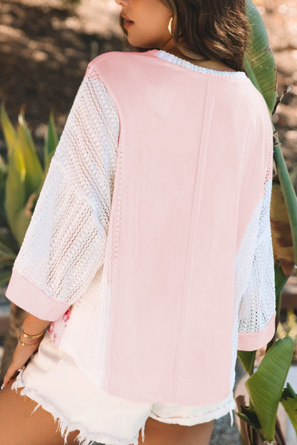 Bluse mit V-Ausschnitt und Dreiviertelärmeln und durchbrochenem Blumenmuster